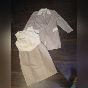 Elegant Two-Tone Dress and Blazer Set